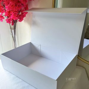 Boîte cadeau blanche